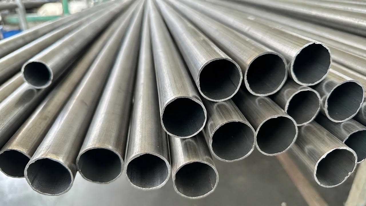 لوله روغنی مبلی